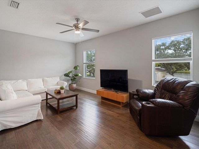 7450 71ST AVENUE N, Pinellas Park, FL 33781