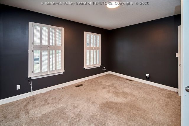424 Woodbridge Drive, Charleston, WV 25311