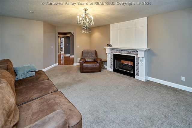 424 Woodbridge Drive, Charleston, WV 25311