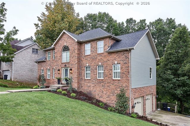 424 Woodbridge Drive, Charleston, WV 25311