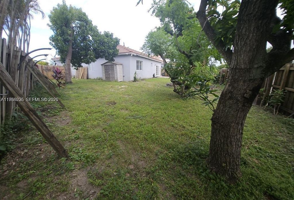 Image 17 of property listing at 9141 SW 162nd Ct, Miami, FL 33196