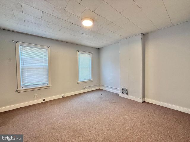 570 LINE ST, Camden, NJ 08103