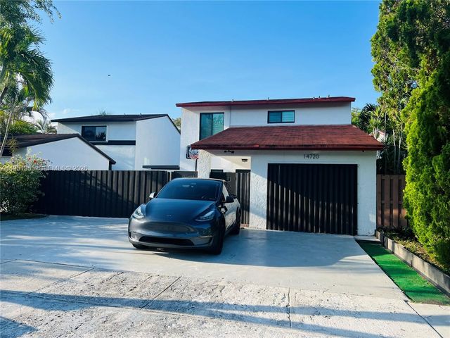 14720 SW 107th Ter 0, Miami, FL 33196
