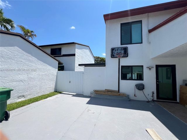 14720 SW 107th Ter 0, Miami, FL 33196