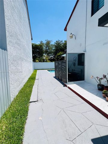 14720 SW 107th Ter 0, Miami, FL 33196