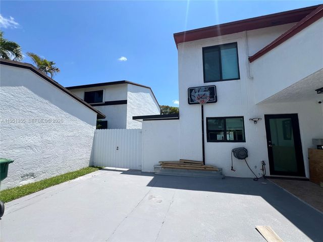 14720 SW 107th Ter 0, Miami, FL 33196