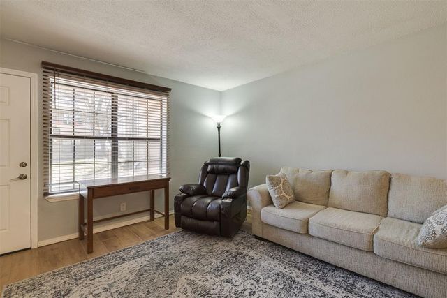 11130 N Stratford Drive 315, Oklahoma City, OK 73120