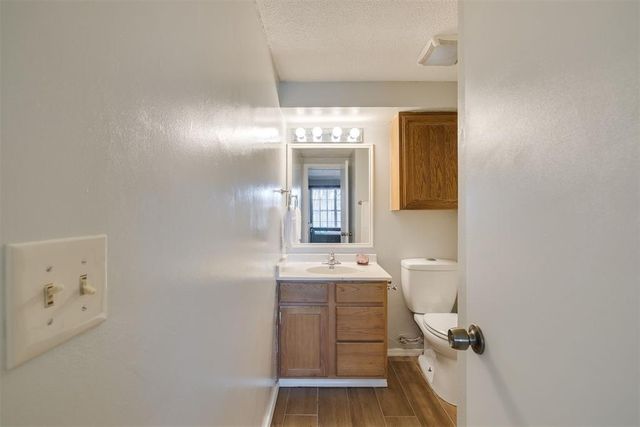 11130 N Stratford Drive 315, Oklahoma City, OK 73120