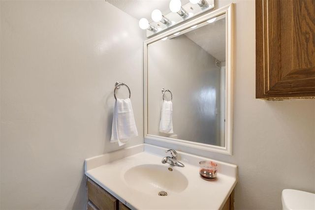 11130 N Stratford Drive 315, Oklahoma City, OK 73120