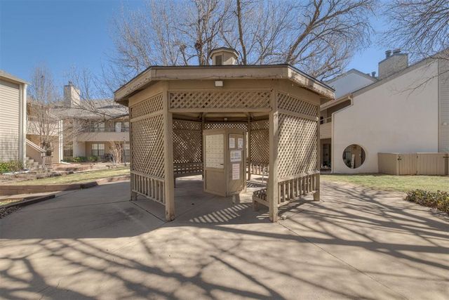 11130 N Stratford Drive 315, Oklahoma City, OK 73120