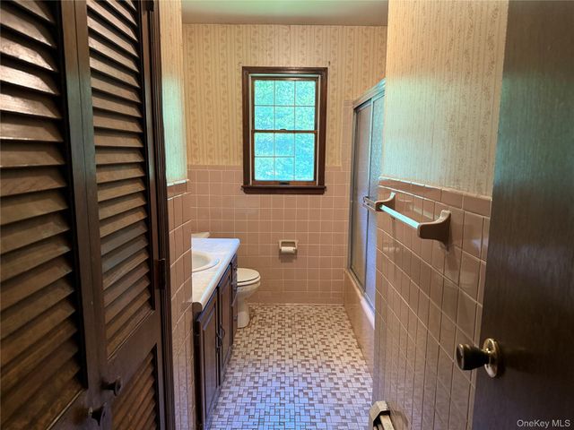 260 Gibson Hill Road, Chester, NY 10918