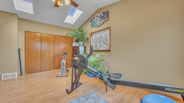 836 Whitcomb AVENUE, Sheboygan, WI 53081