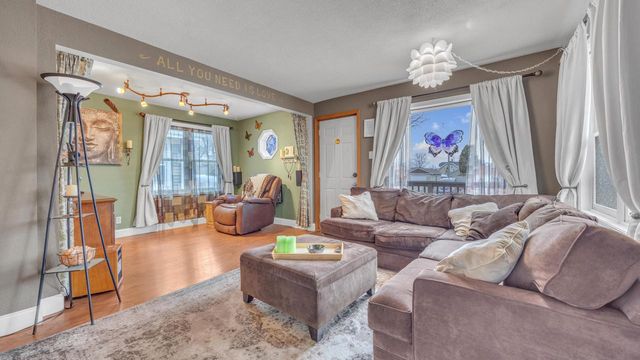 836 Whitcomb AVENUE, Sheboygan, WI 53081