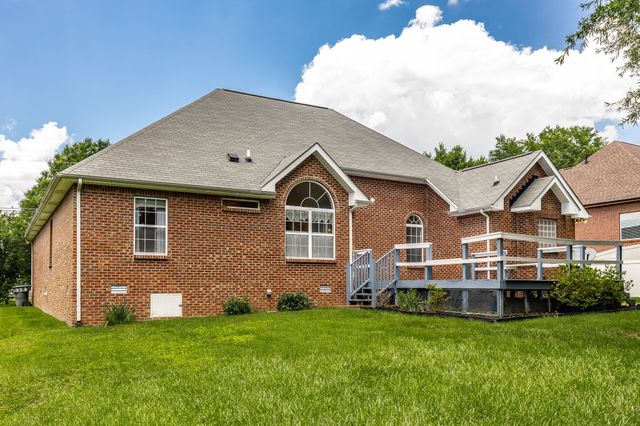 353 Remington Ave, Gallatin, TN 37066