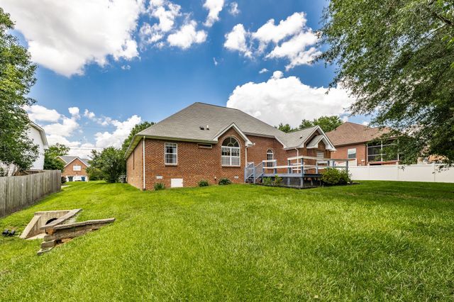353 Remington Ave, Gallatin, TN 37066