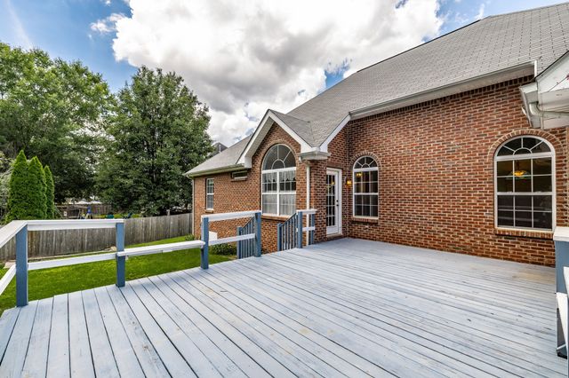 353 Remington Ave, Gallatin, TN 37066