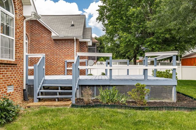 353 Remington Ave, Gallatin, TN 37066