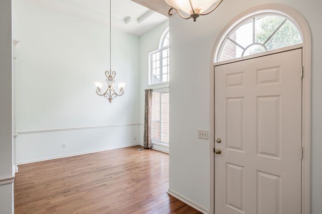 353 Remington Ave, Gallatin, TN 37066