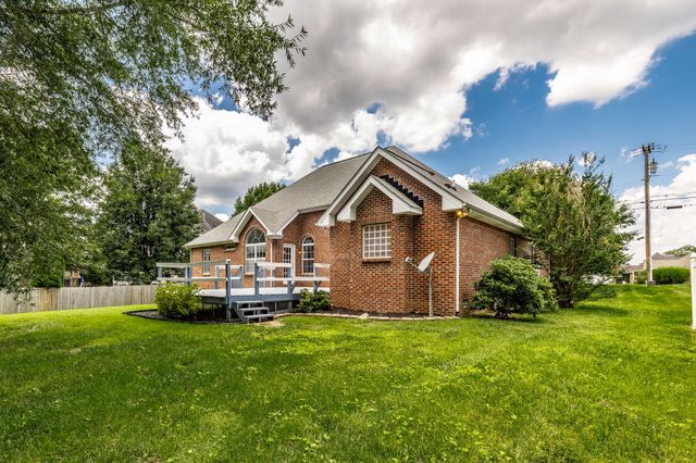 353 Remington Ave, Gallatin, TN 37066