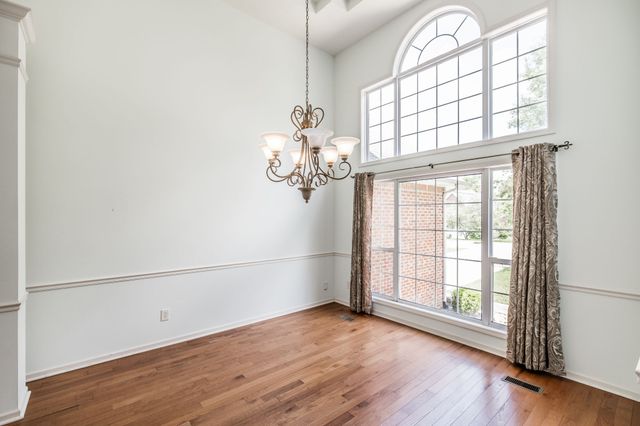 353 Remington Ave, Gallatin, TN 37066