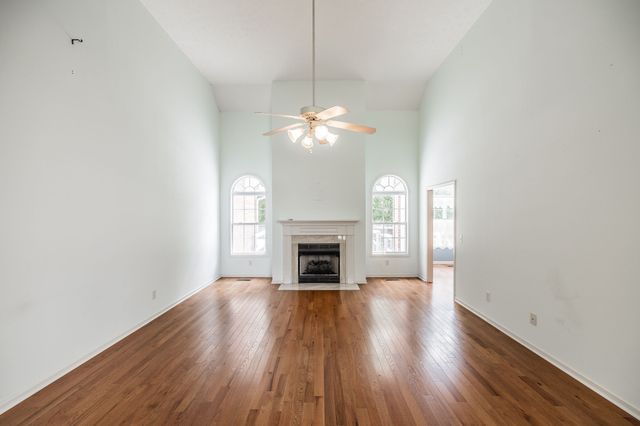 353 Remington Ave, Gallatin, TN 37066