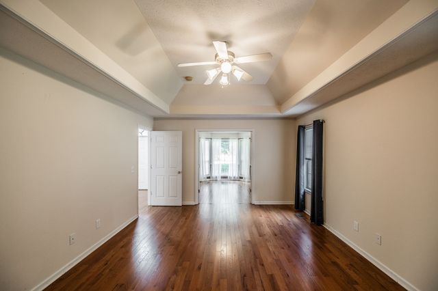 353 Remington Ave, Gallatin, TN 37066