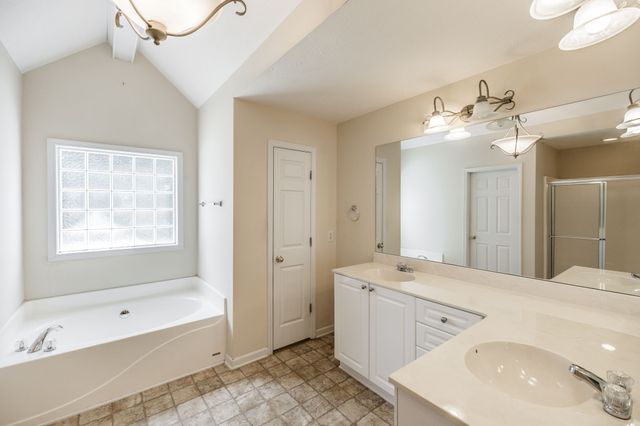 353 Remington Ave, Gallatin, TN 37066