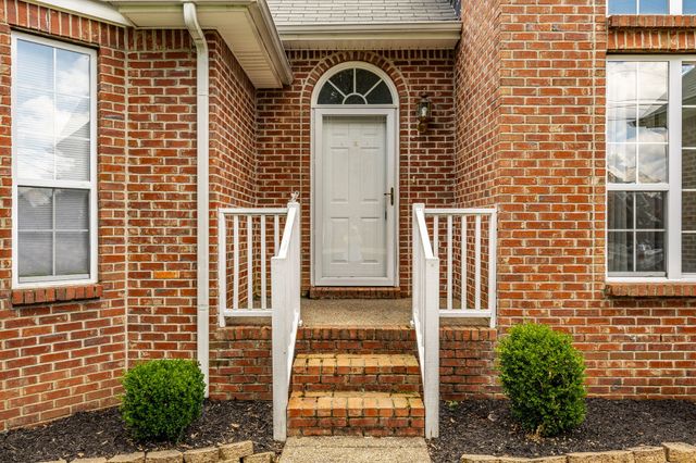 353 Remington Ave, Gallatin, TN 37066