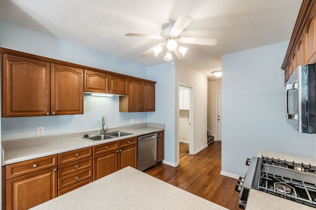 353 Remington Ave, Gallatin, TN 37066