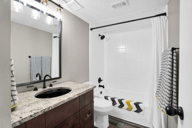 108 Kings Row, Garland, TX 75043