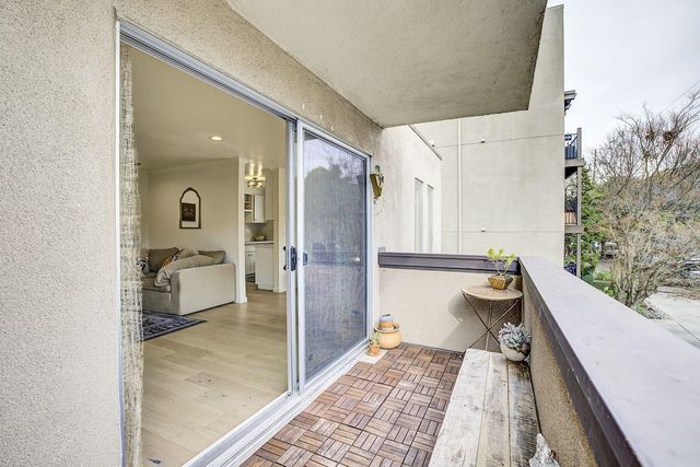 407 Orange St 410, Oakland, CA 94610