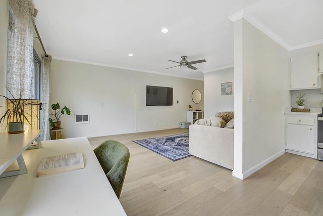 407 Orange St 410, Oakland, CA 94610