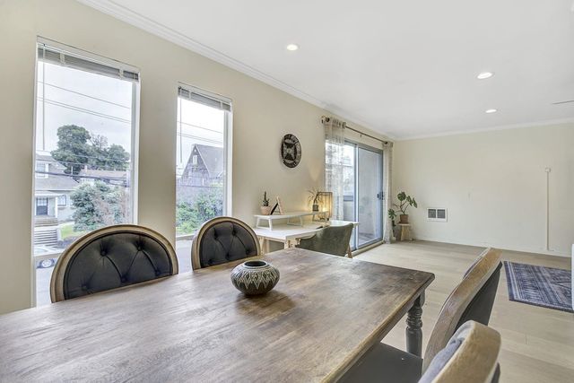 407 Orange St 410, Oakland, CA 94610