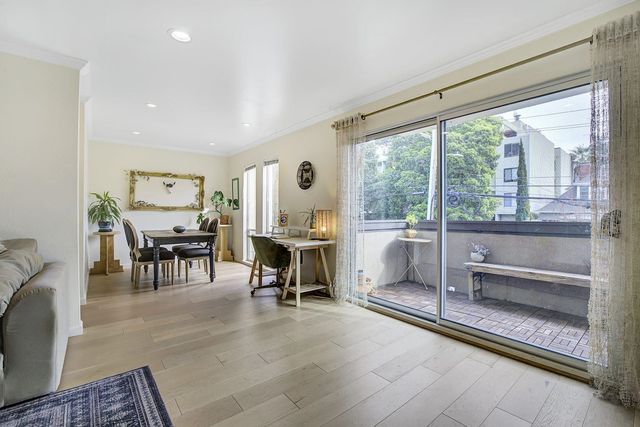 407 Orange St 410, Oakland, CA 94610