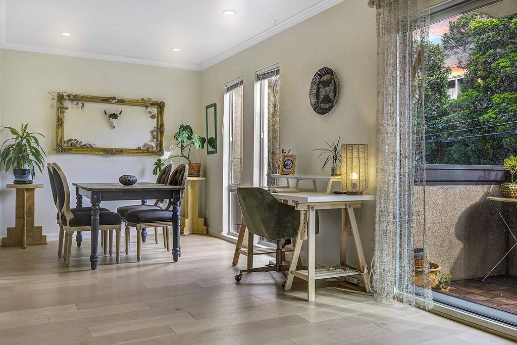 407 Orange St 410, Oakland, CA 94610