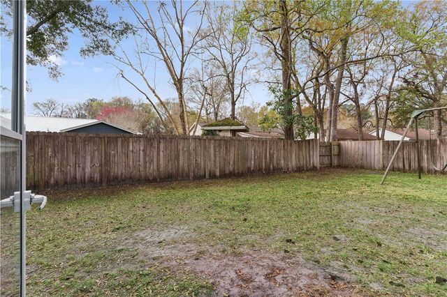 106 Cherry Tree Court, Kingsland, GA 31548