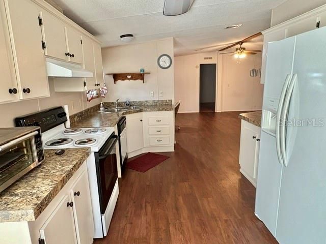 6202 PINEWOOD VILLAGE CIRCLE W, Lakeland, FL 33811