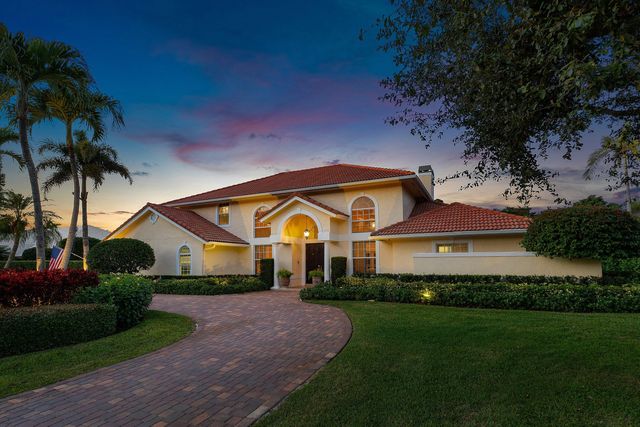 4629 Gleneagles Drive, Boynton Beach, FL 33436