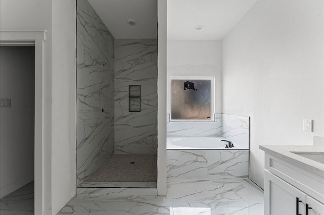 1110 Long Leaf Pine Street, Huffman, TX 77336