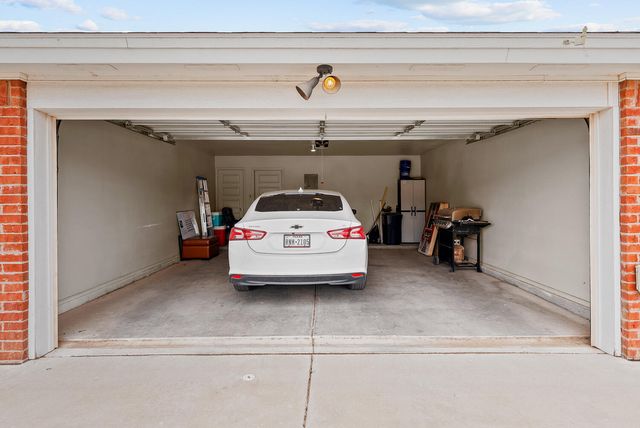 2128 10th Street, Lubbock, TX 79401