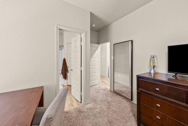 2128 10th Street, Lubbock, TX 79401