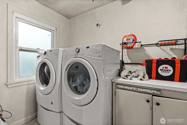 628 N Charlotte Avenue, Bremerton, WA 98312