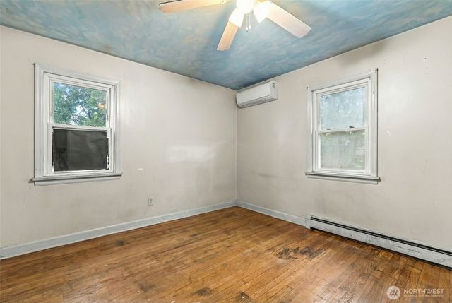 628 N Charlotte Avenue, Bremerton, WA 98312