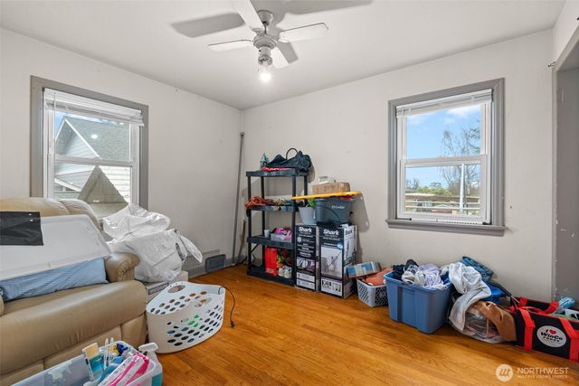 628 N Charlotte Avenue, Bremerton, WA 98312