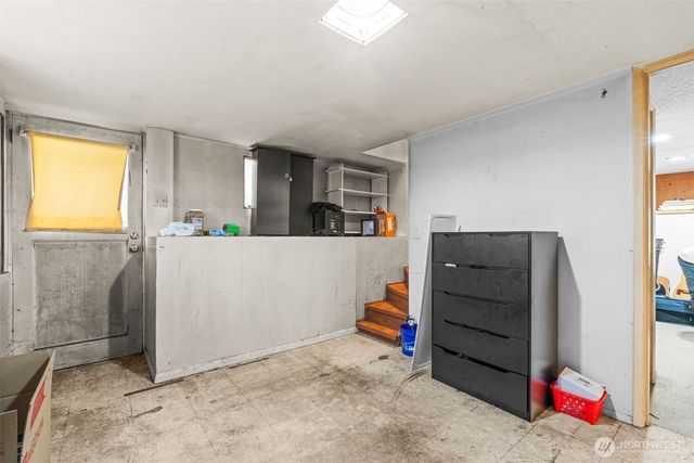 628 N Charlotte Avenue, Bremerton, WA 98312