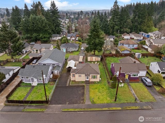 628 N Charlotte Avenue, Bremerton, WA 98312