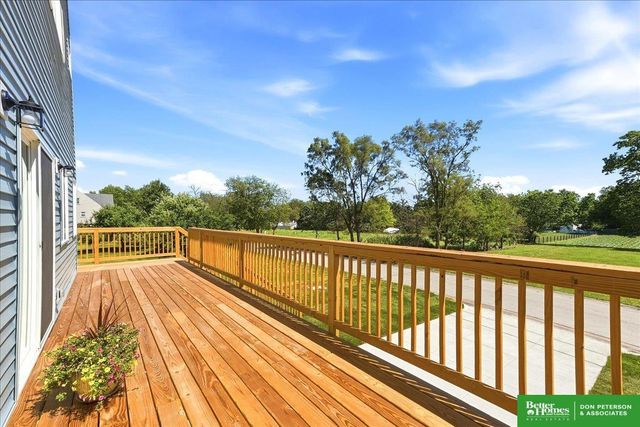 500 Hidden Meadows Drive, Fremont, NE 68025