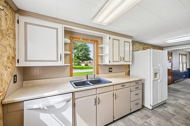 237 Leonard Street, West Liberty, OH 43357