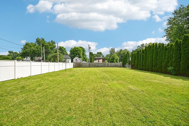 237 Leonard Street, West Liberty, OH 43357