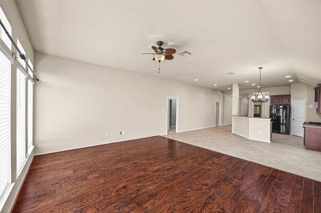 25911 Riverside Creek Drive, Richmond, TX 77406